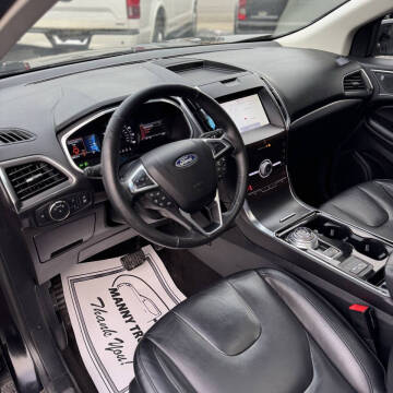 2020 Ford Edge Titanium