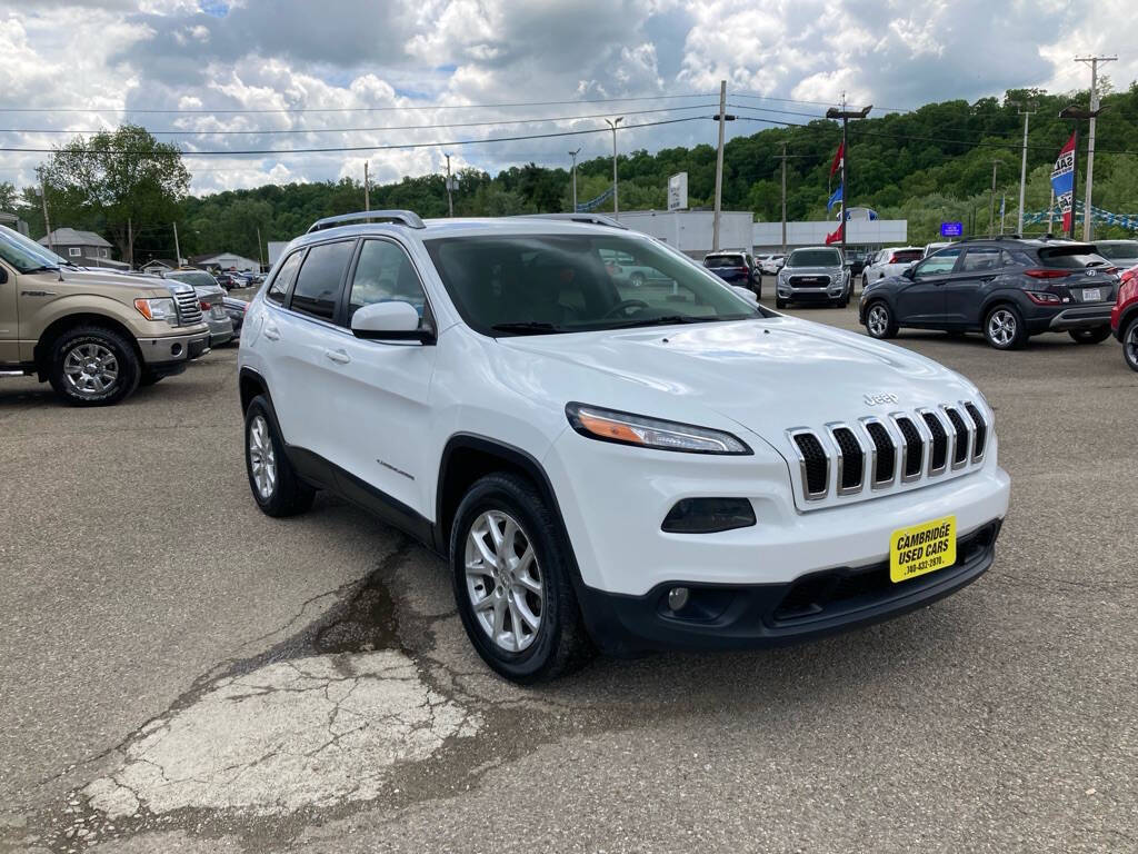 2018 Jeep Cherokee for sale at Cambridge Used Cars in Cambridge, OH