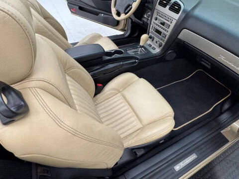 2005 Ford Thunderbird Deluxe