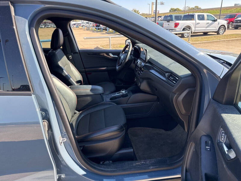 2023 Ford Escape ST-Line Select