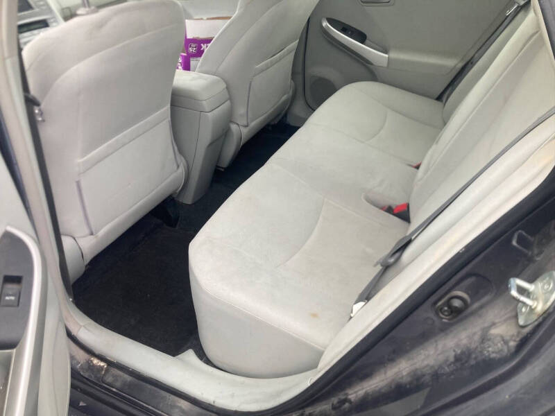 2013 Toyota Prius Four