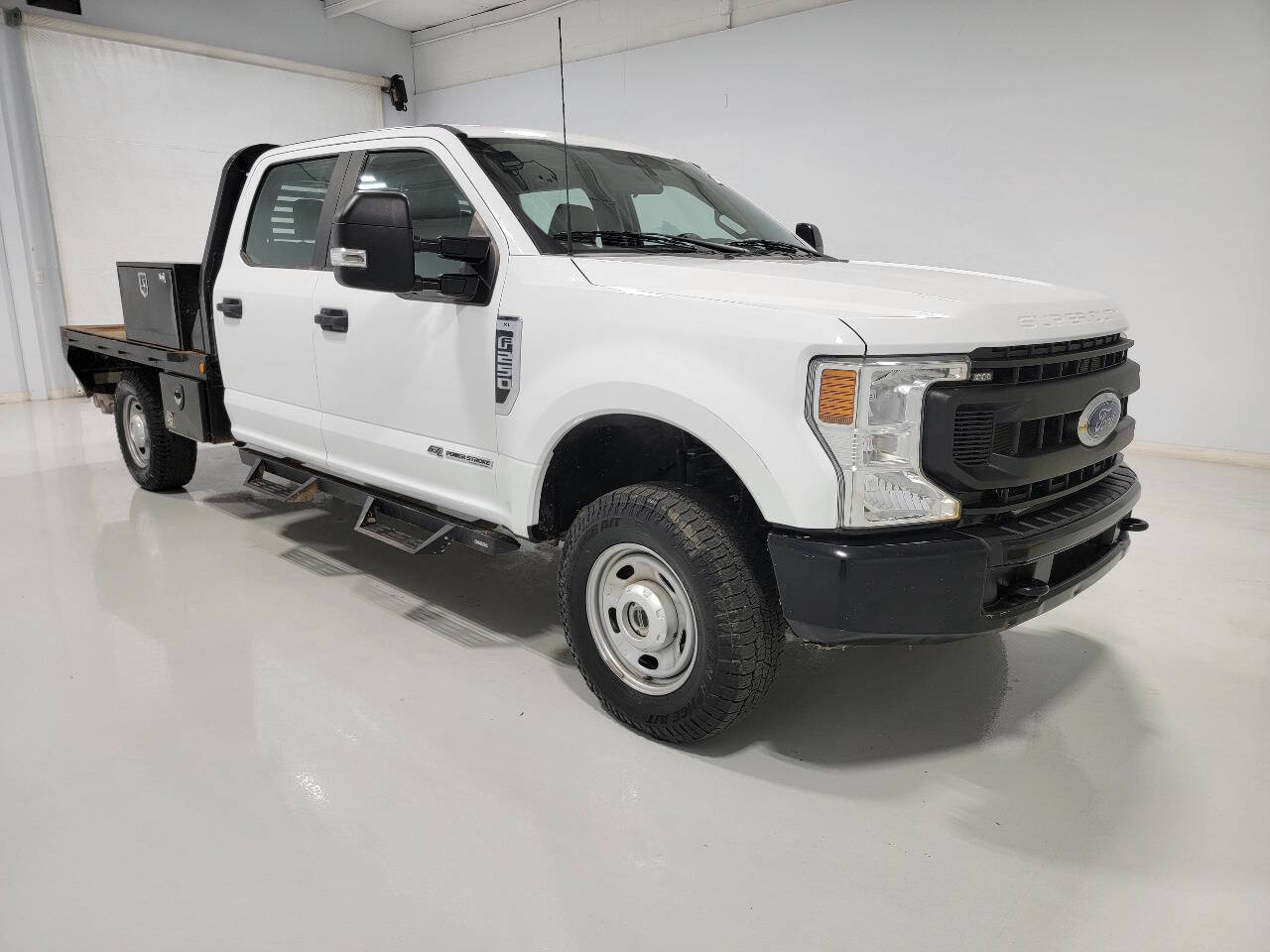 2022 Ford F-250 Super Duty XL 4x4 4dr Crew Cab 8 ft. LB Pickup 