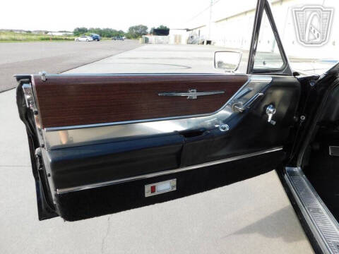 1965 Ford Thunderbird