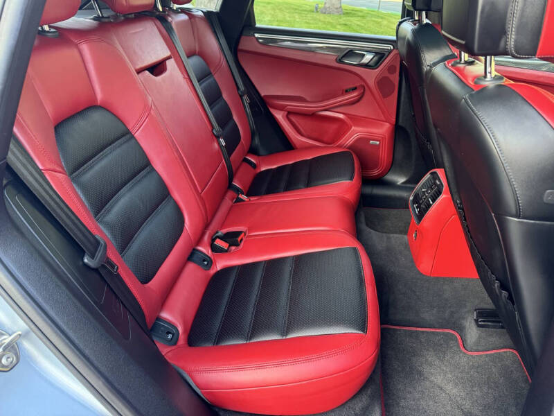 2018 Porsche Macan GTS