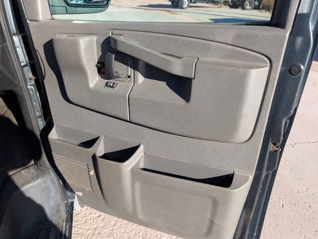 2017 Chevrolet Express 2500