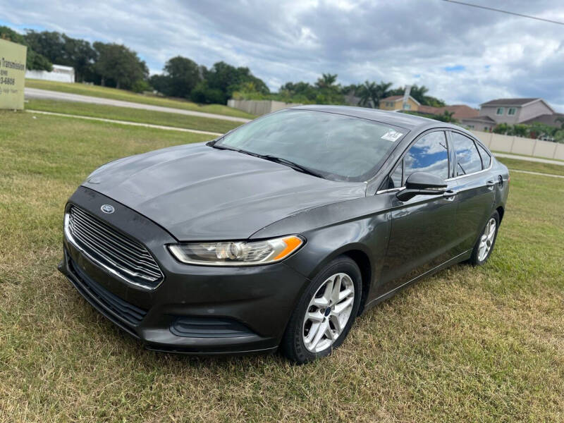 2016 Ford Fusion SE photo 3