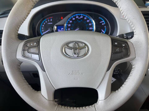 2013 Toyota Sienna
