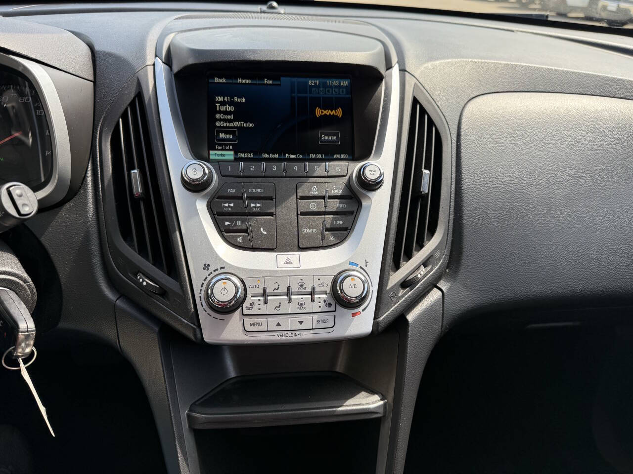 2016 Chevrolet Equinox LTZ photo 8