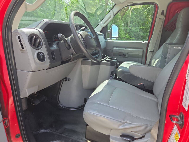 2012 Ford E-Series E-250