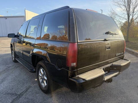 2000 Cadillac Escalade