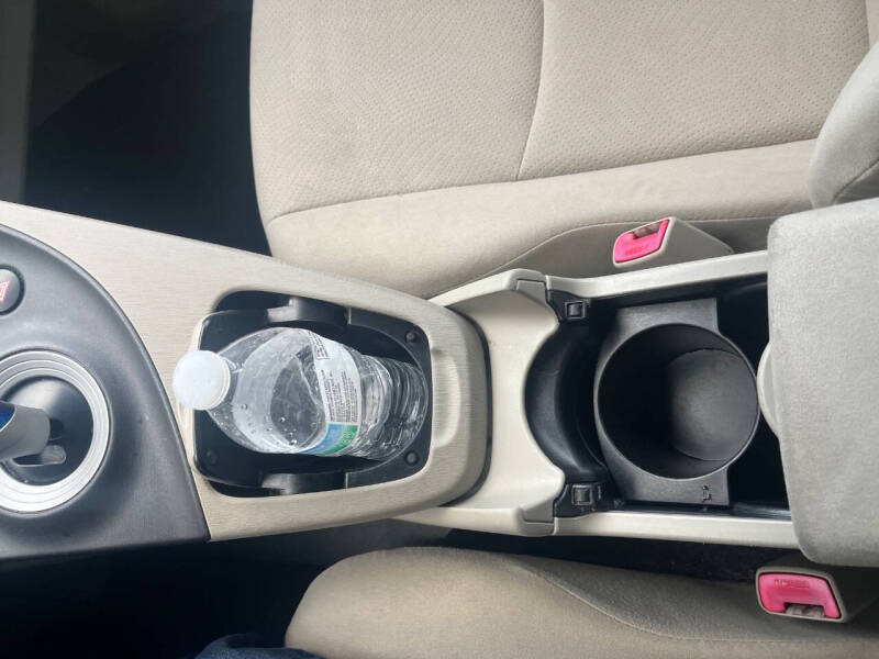 2011 Toyota Prius Two