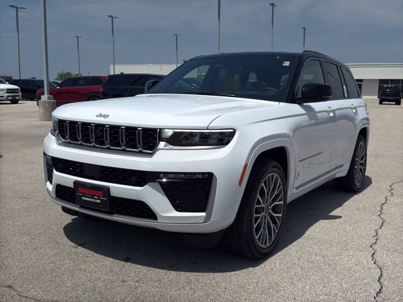2026 Jeep Grand Cherokee Summit