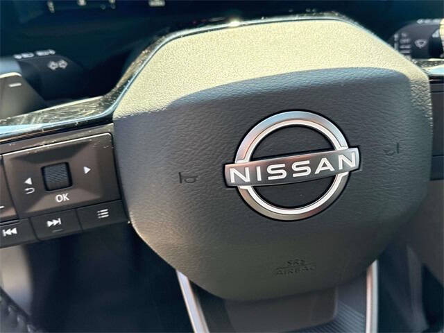 2025 Nissan Rogue SL