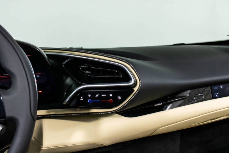 2024 Ferrari 296 GTS