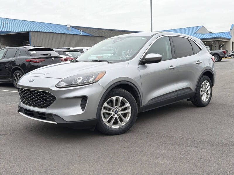 2021 Ford Escape SE's photo