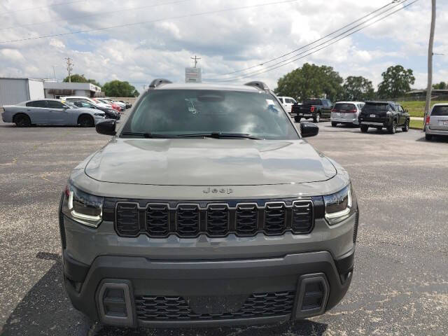2026 Jeep Cherokee Laredo