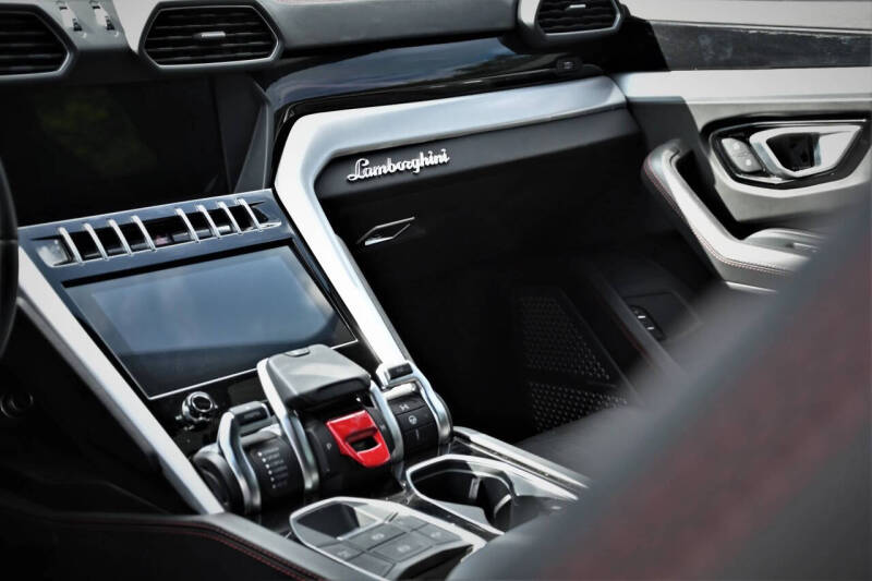2019 Lamborghini Urus
