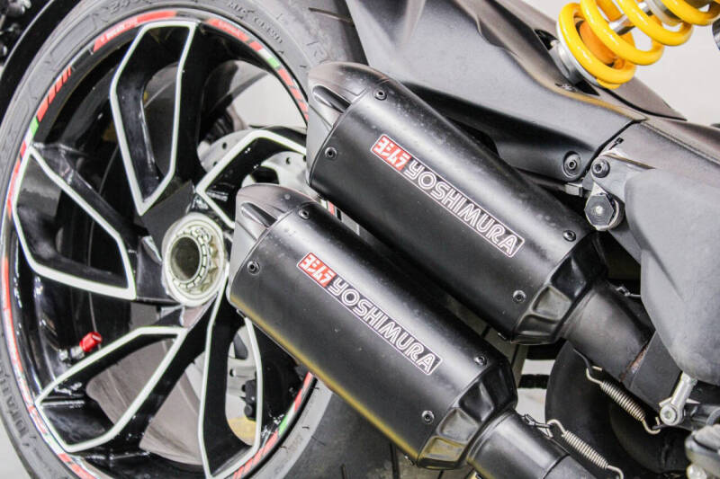 2023 Ducati Diavel V4