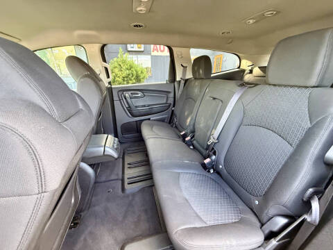 2011 Chevrolet Traverse LT