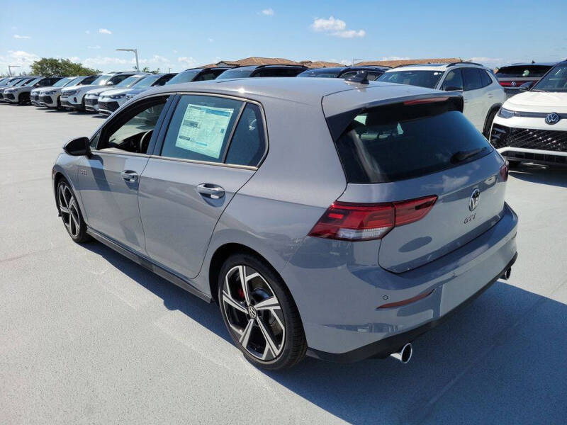 2026 Volkswagen Golf GTI SE