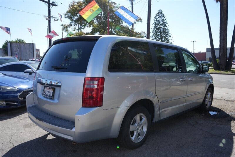 2010 Dodge Grand Caravan SE