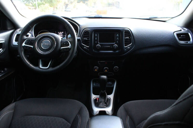 2018 Jeep Compass Sport