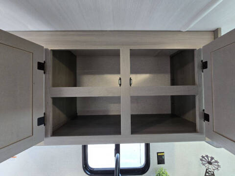 2024 KEYSTONE HIDEOUT 200 RL