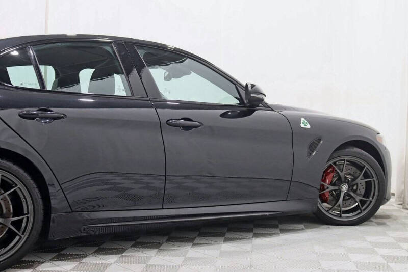 2024 Alfa Romeo Giulia Quadrifoglio