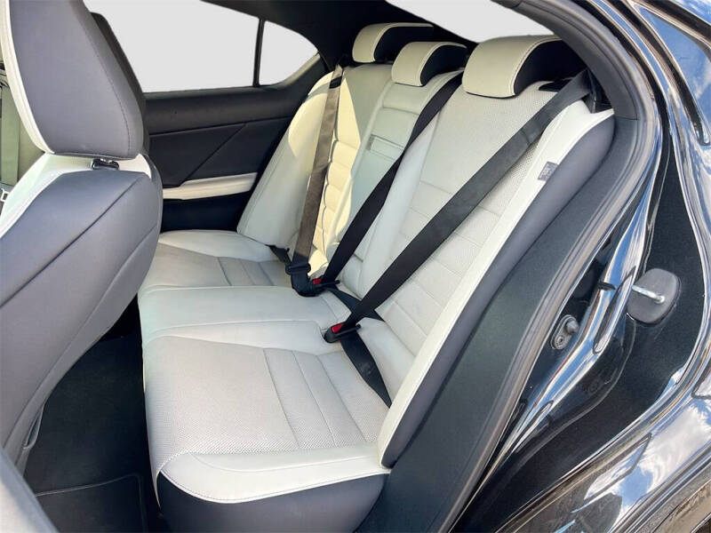 2023 Lexus IS 350 F SPORT