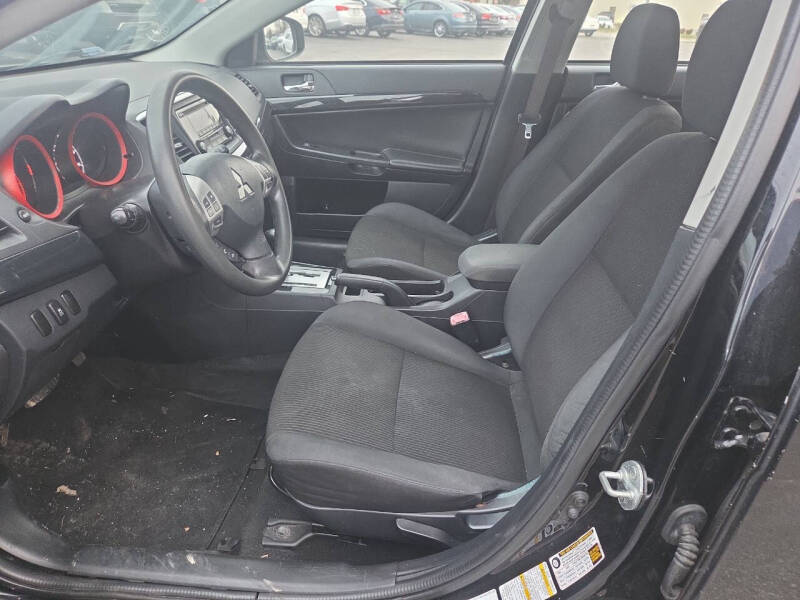 2016 Mitsubishi Lancer ES