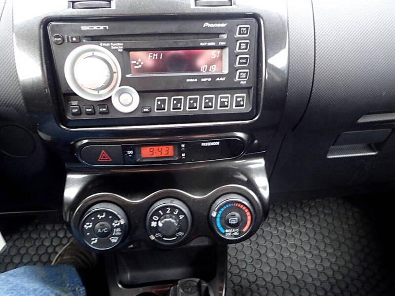 2010 Scion xD
