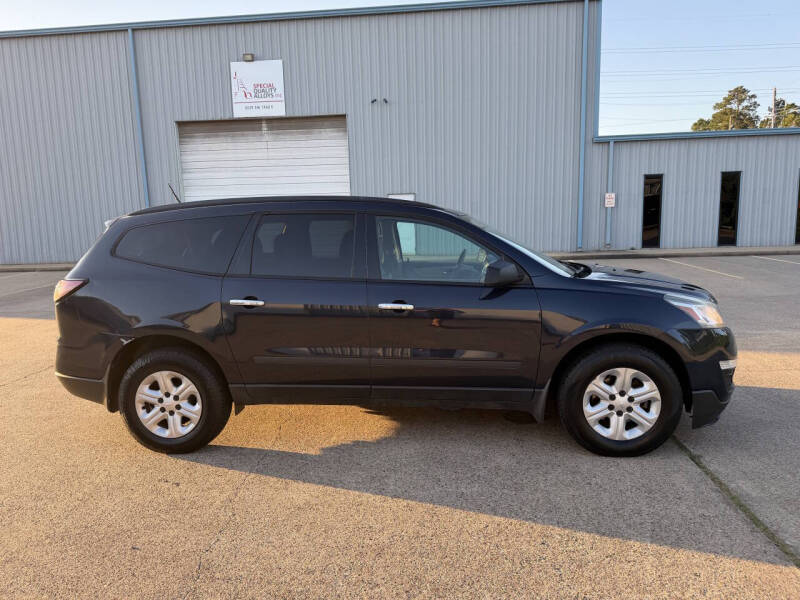 2017 Chevrolet Traverse LS