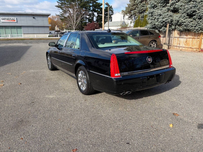 2011 Cadillac DTS Premium Collection