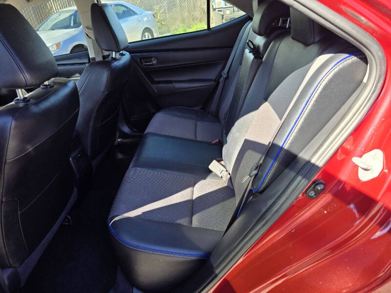 2017 Toyota Corolla LE