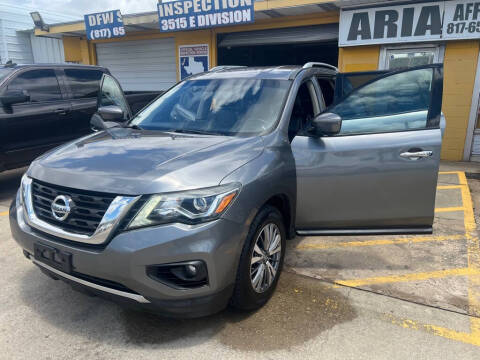 2020 Nissan Pathfinder SL