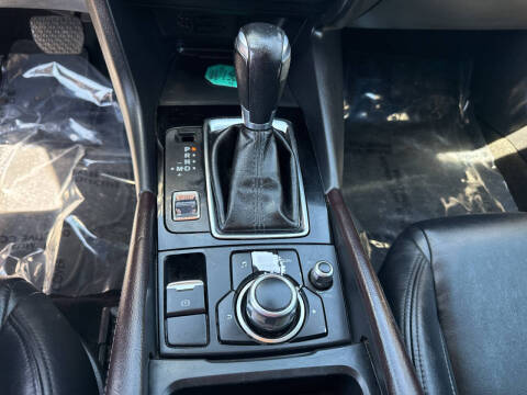 2017 Mazda MAZDA3 Touring