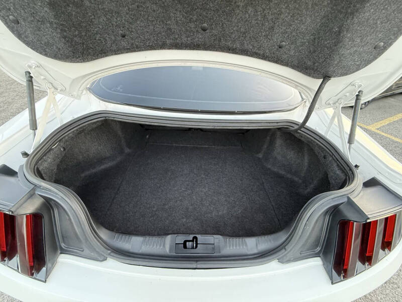 2017 Ford Mustang EcoBoost Premium