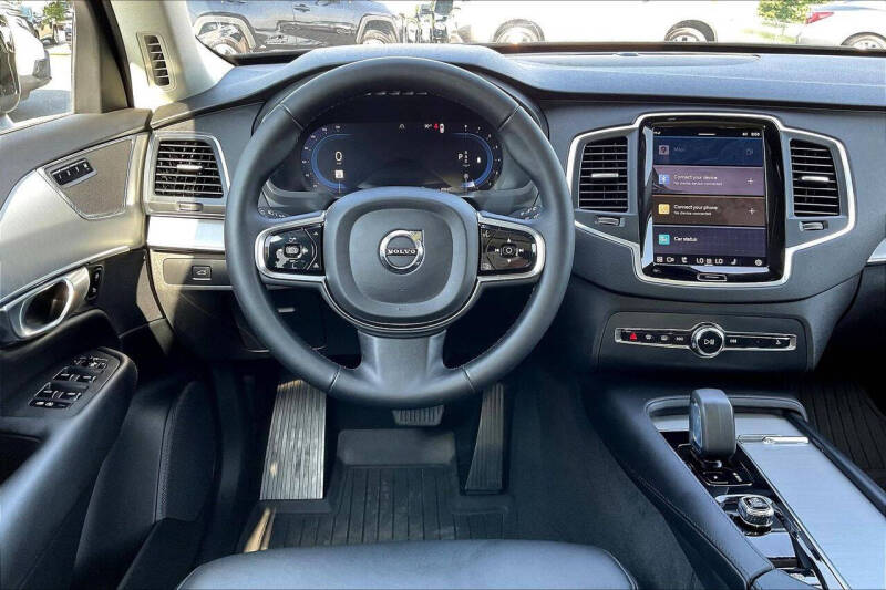 2024 Volvo XC90 B5 Core Bright Theme