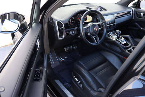 2019 Porsche Cayenne S