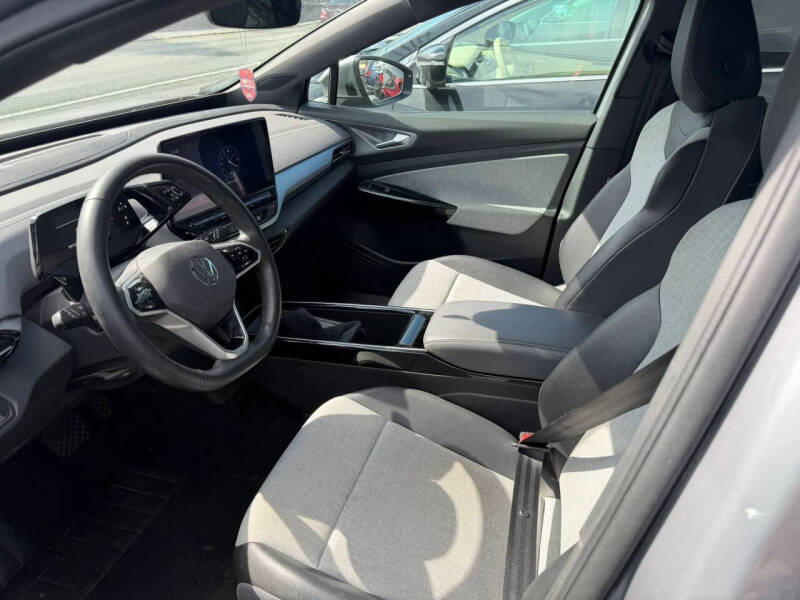 2023 Volkswagen ID.4 Pro