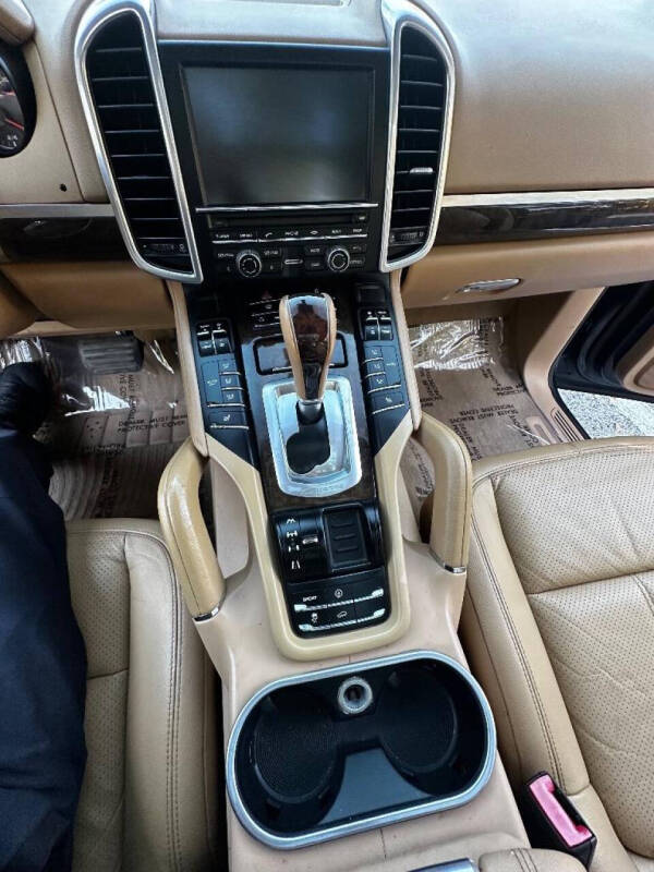 2013 Porsche Cayenne