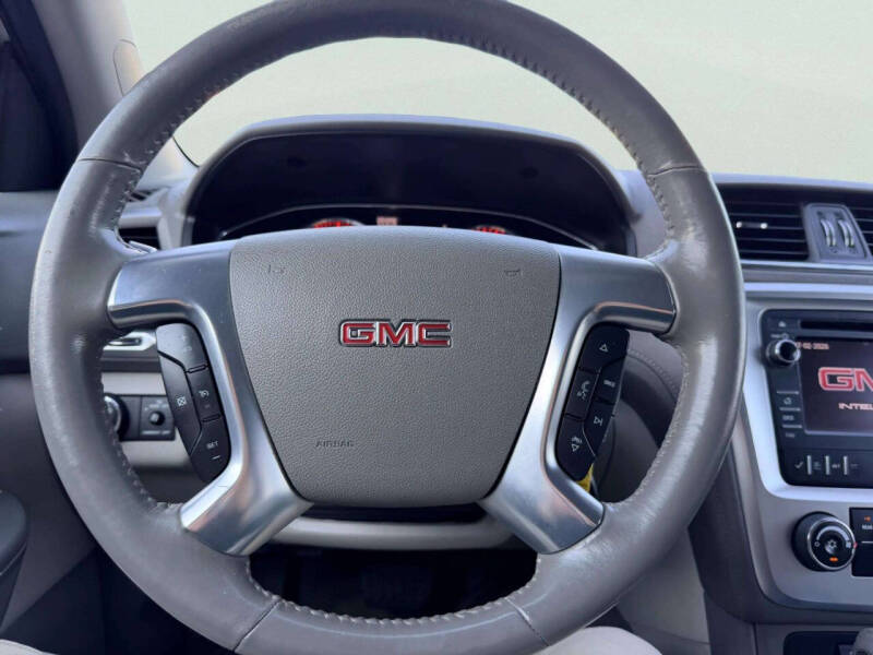 2015 GMC Acadia SLE-2