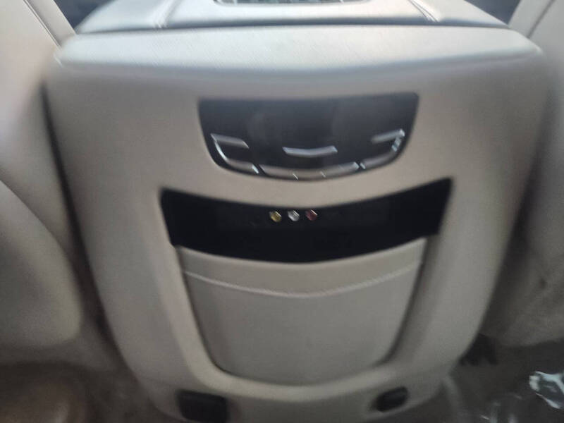 2015 Cadillac Escalade Luxury