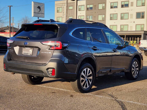 2022 Subaru Outback Premium
