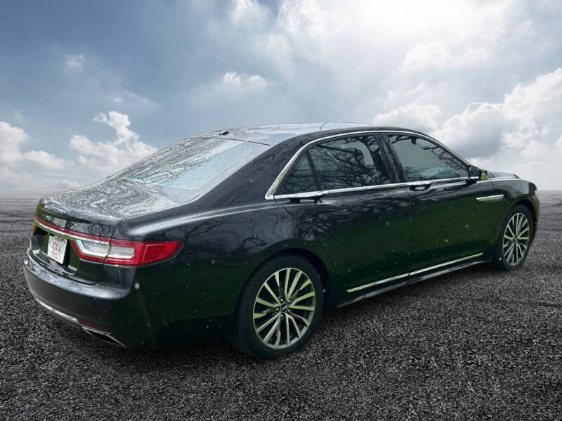 2017 Lincoln Continental Select