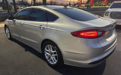 2016 Ford Fusion SE