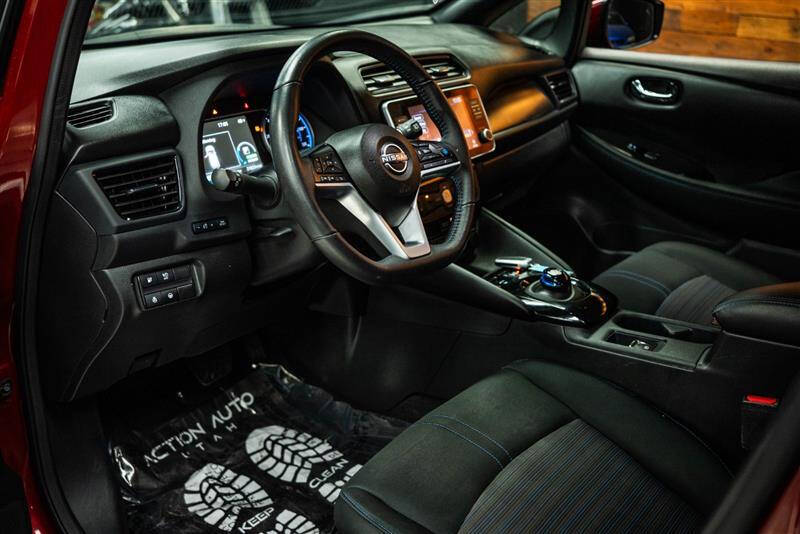 2024 Nissan LEAF SV PLUS