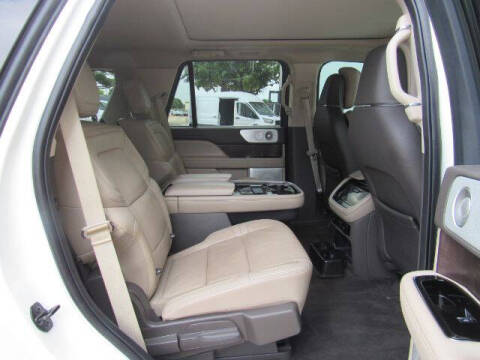 2022 Lincoln Navigator Reserve