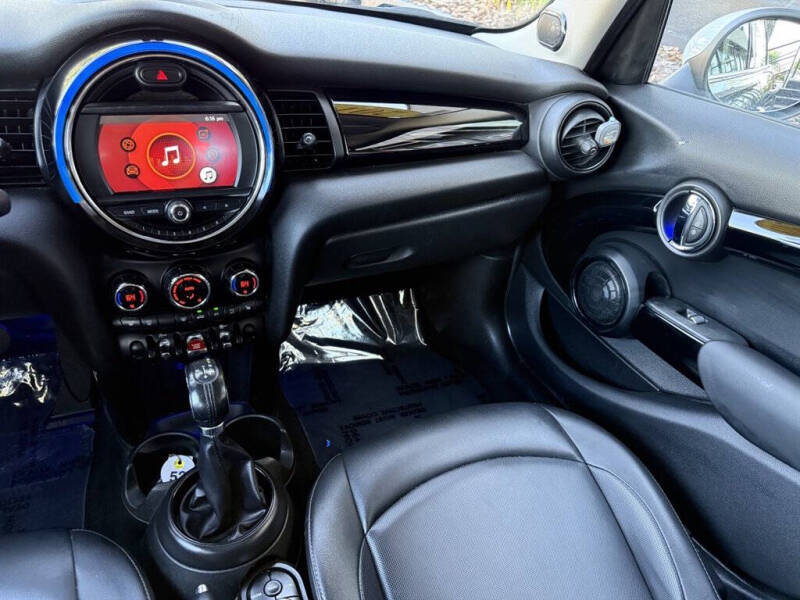 2019 MINI Hardtop 4 Door