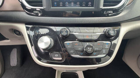2018 Chrysler Pacifica Touring L